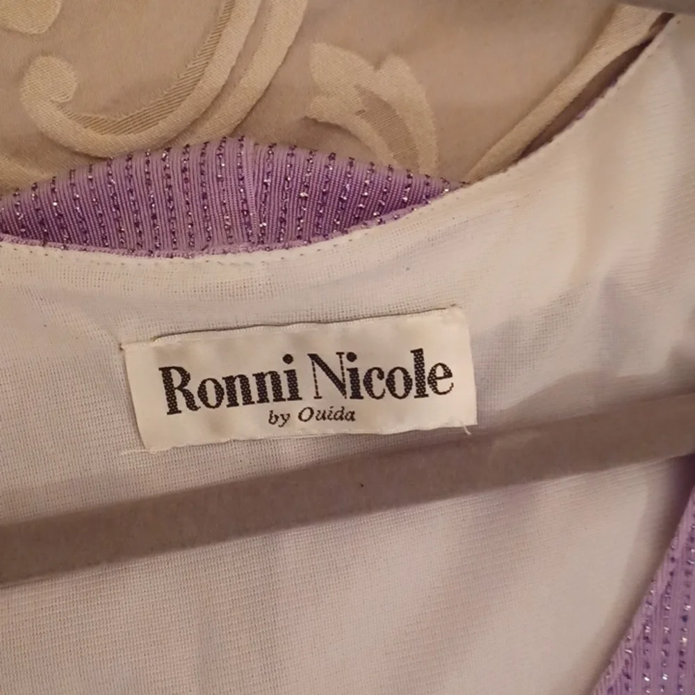 Ronnie Nicole formal - Picture 5 of 6